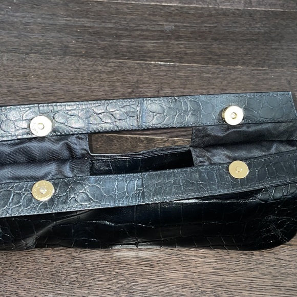 Le Chateau Clutch - Picture 2 of 4